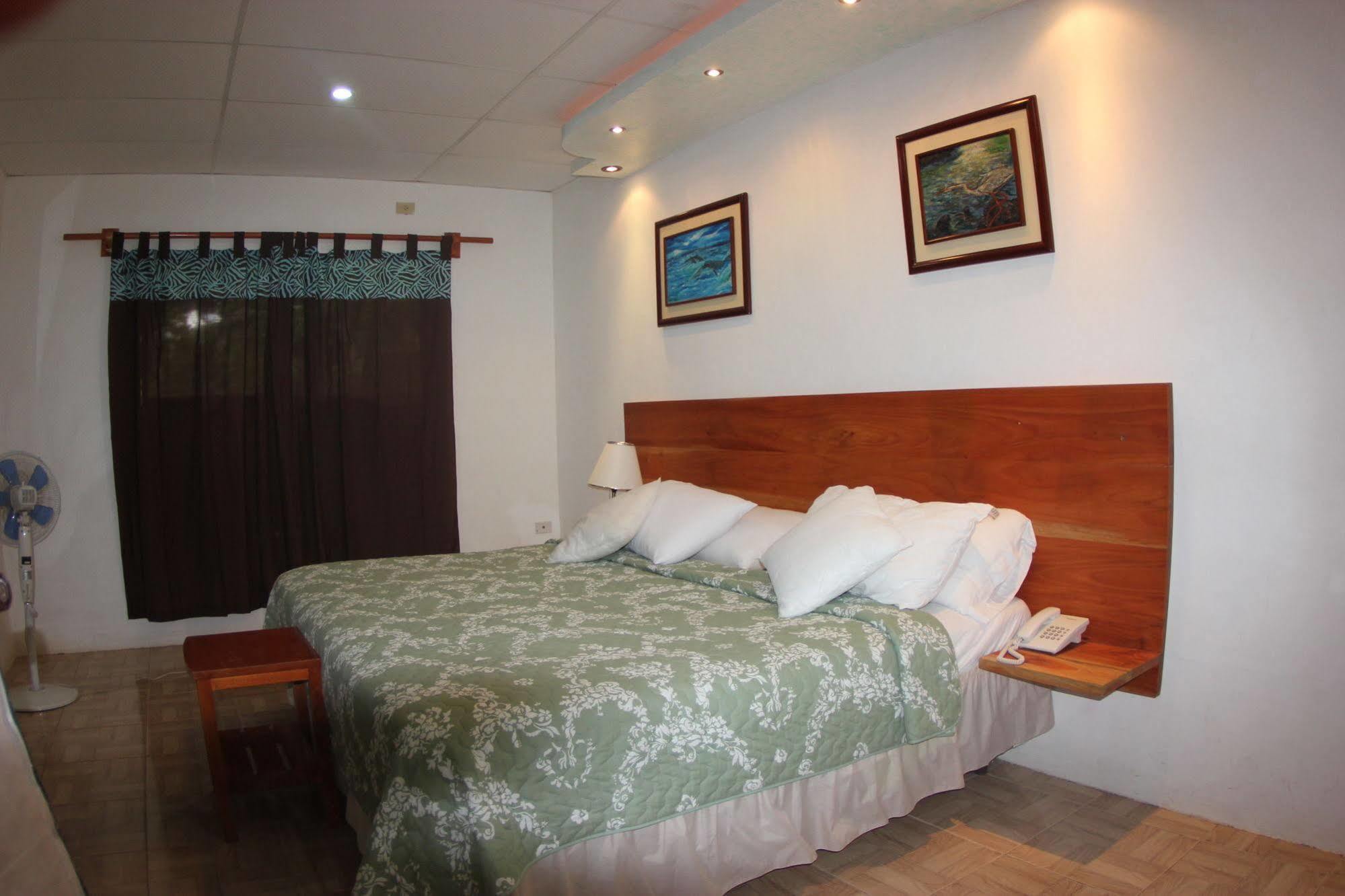 Hotel Twin Galapagos Puerto Ayora  Εξωτερικό φωτογραφία
