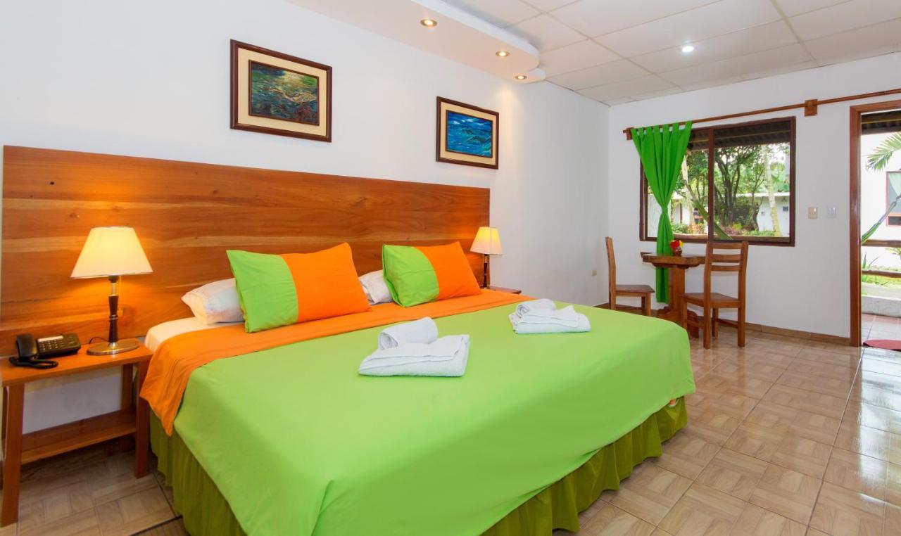 Hotel Twin Galapagos Puerto Ayora  Εξωτερικό φωτογραφία