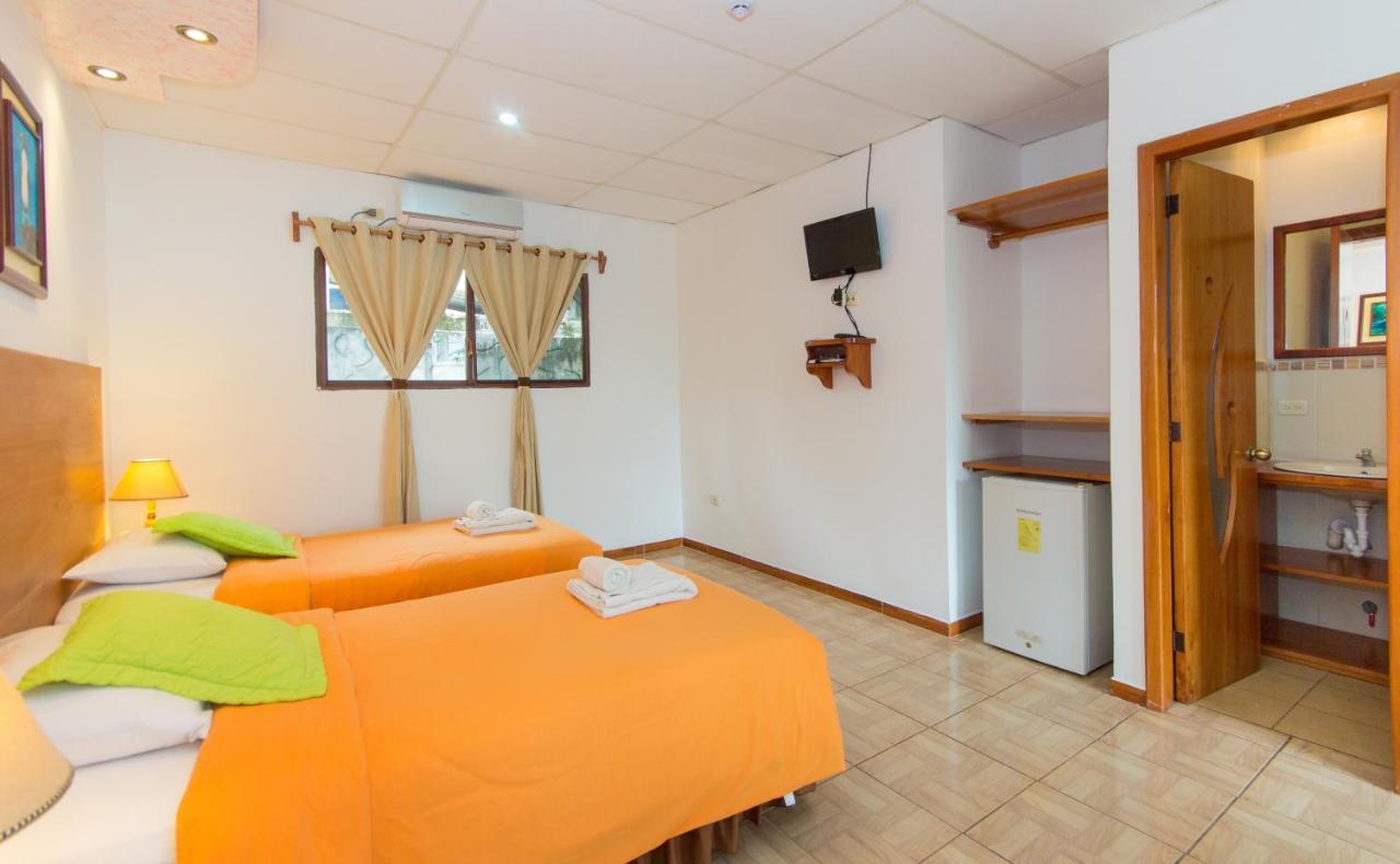 Hotel Twin Galapagos Puerto Ayora  Εξωτερικό φωτογραφία