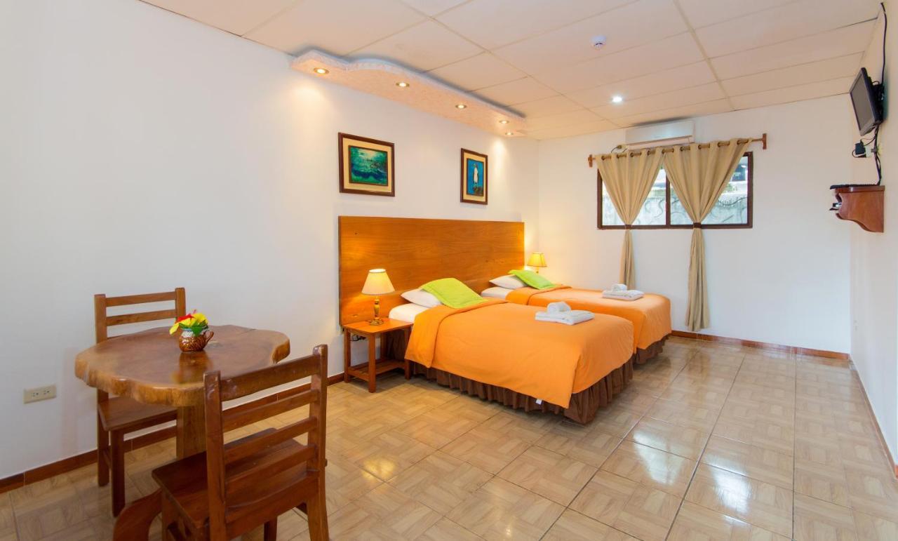 Hotel Twin Galapagos Puerto Ayora  Εξωτερικό φωτογραφία
